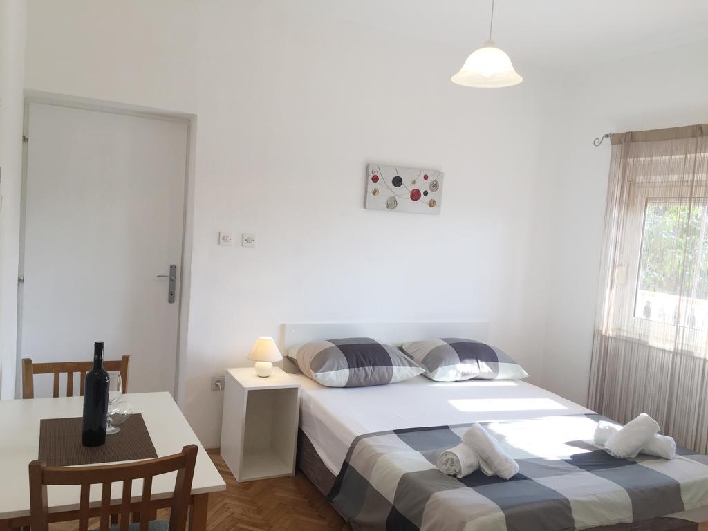 Apartment Nina Zadar Exterior photo